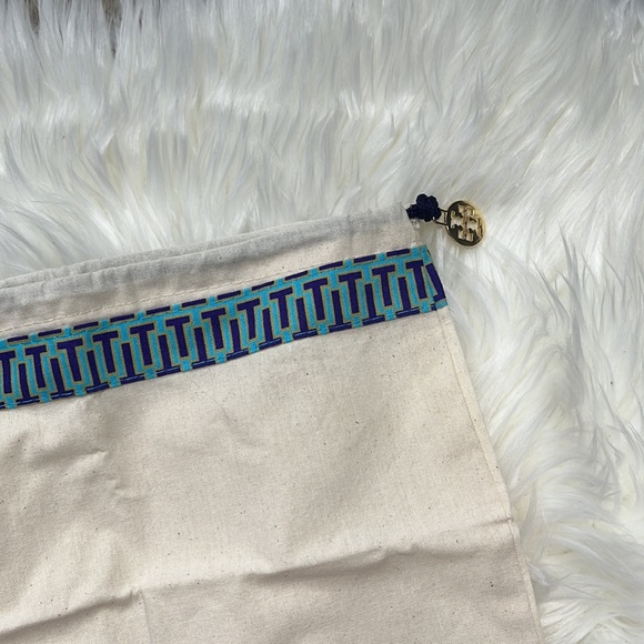 Tory Burch Dust Bag 2 - Picture 2 of 3